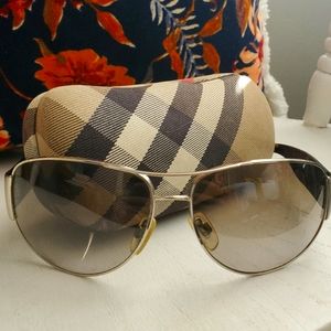 Burberry Sunglasses Aviator Style B3020 W/ Case